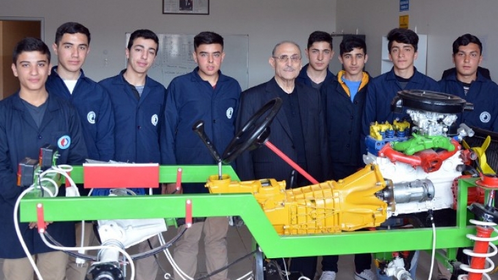 Geleceğin otomobil tasarımcıları için Ali Topçuoğlu Mesleki ve Teknik Anadolu Lisesi