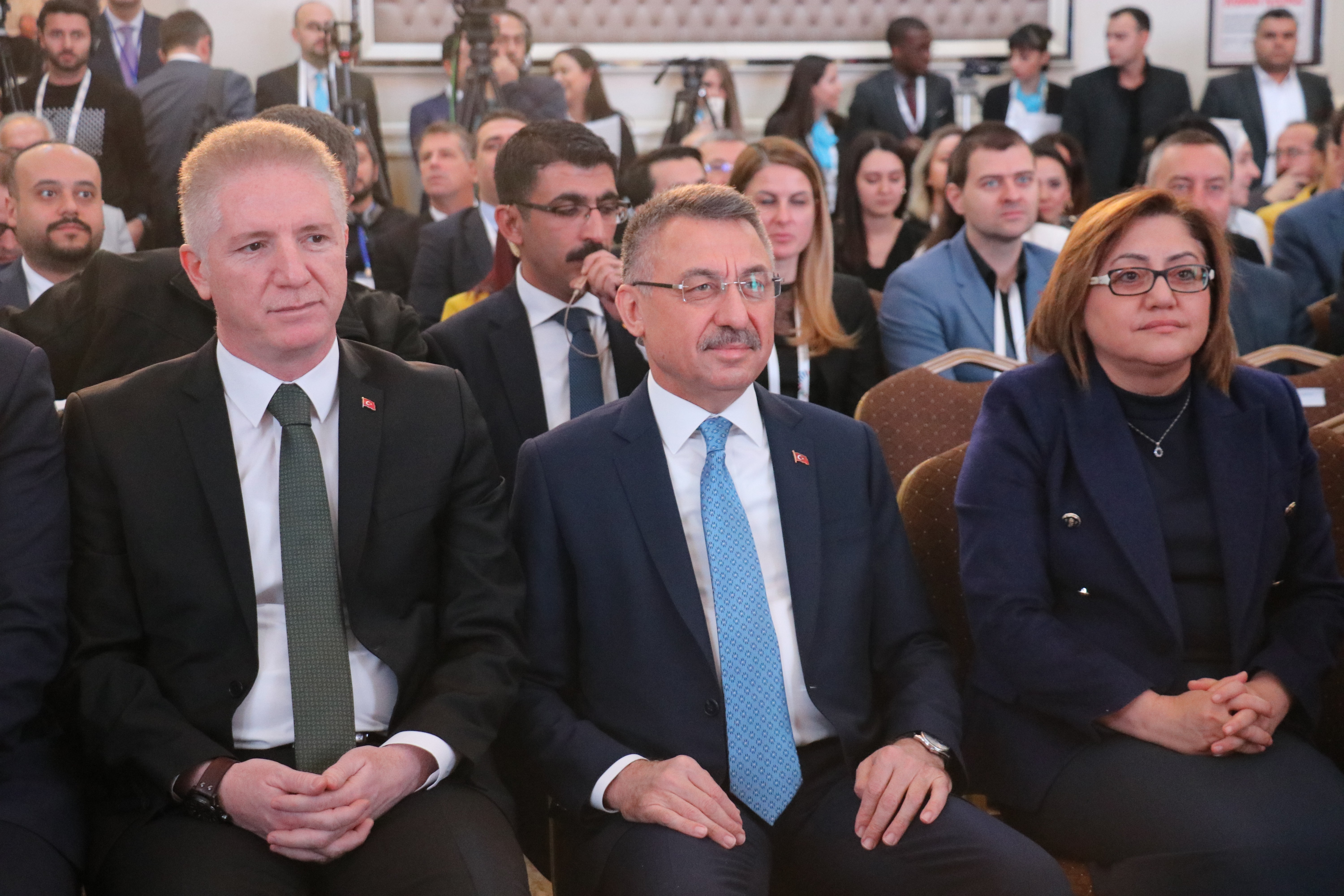 Cumhurbaşkanı Yardımcısı Oktay: "Terörden temizlenen bölgelere yaklaşık 370 bin kişi geri dönüş yaptı”