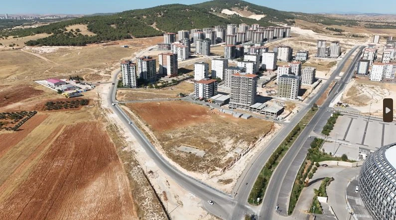 ŞEHİTKÂMİL’E 2 YENİ PARK