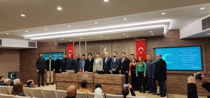 Prof. Dr. Haluk Şen, Yeşilay Gaziantep Şube Başkanı görevine seçildi.