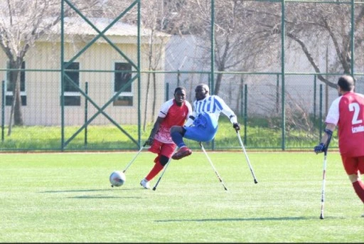 ŞAHİNBEY AMPUTE TEK ATIŞLA KAZANDI 1-0