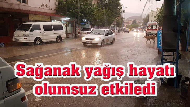 Gaziantep’te sağanak yağış etkili oldu