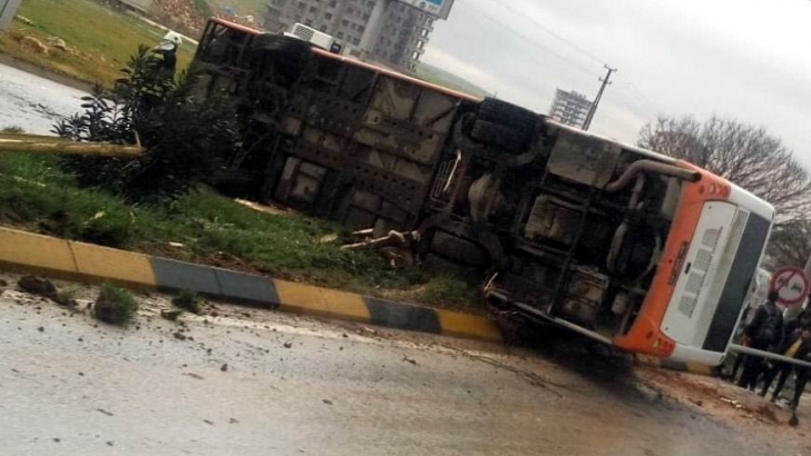 Gaziantep'te belediye otobüsü devrildi: 25 yaralı