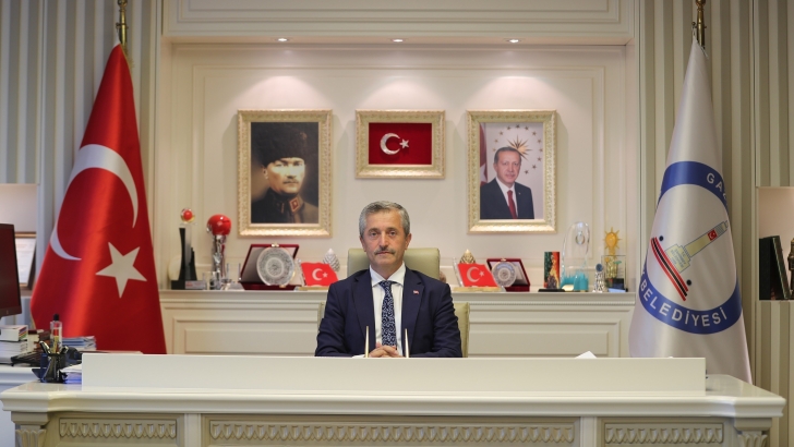 BAŞKAN TAHMAZOĞLU, ÖĞRETMENLER GÜNÜNÜ KUTLADI