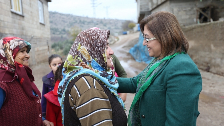 ŞAHİN: ANNELERİMİZ SEVGİ, ŞEFKAT VE SADAKATİN TİMSALİDİR